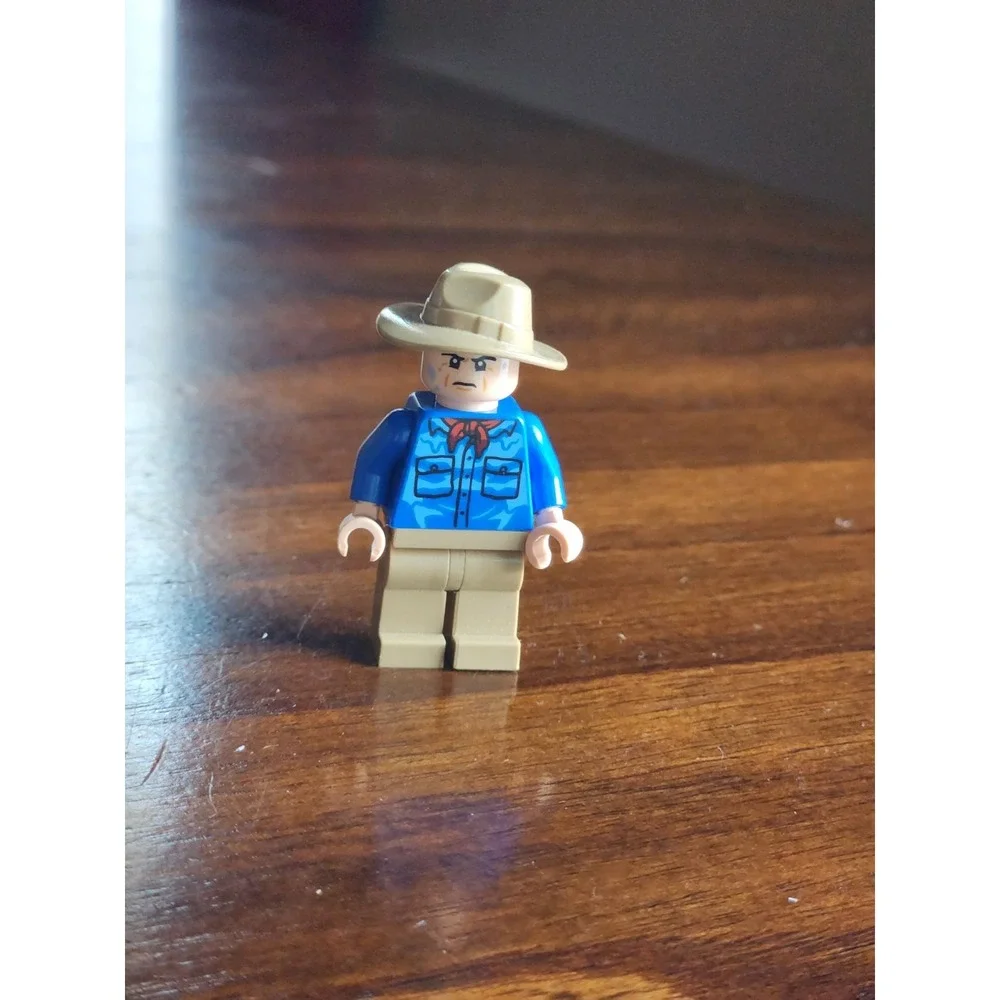 Lego Dr. Alan Grant 76956 JW096 Jurassic Park Jurassic World Minifigure T Rex